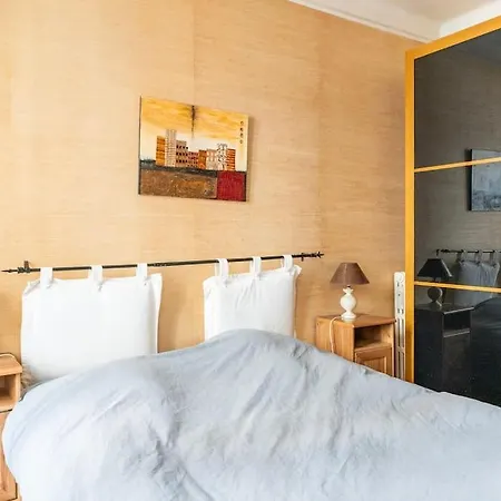 Creative Artist's Retreat In Parigi