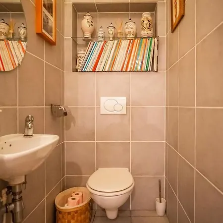 Creative Artist's Retreat In Appartamento *